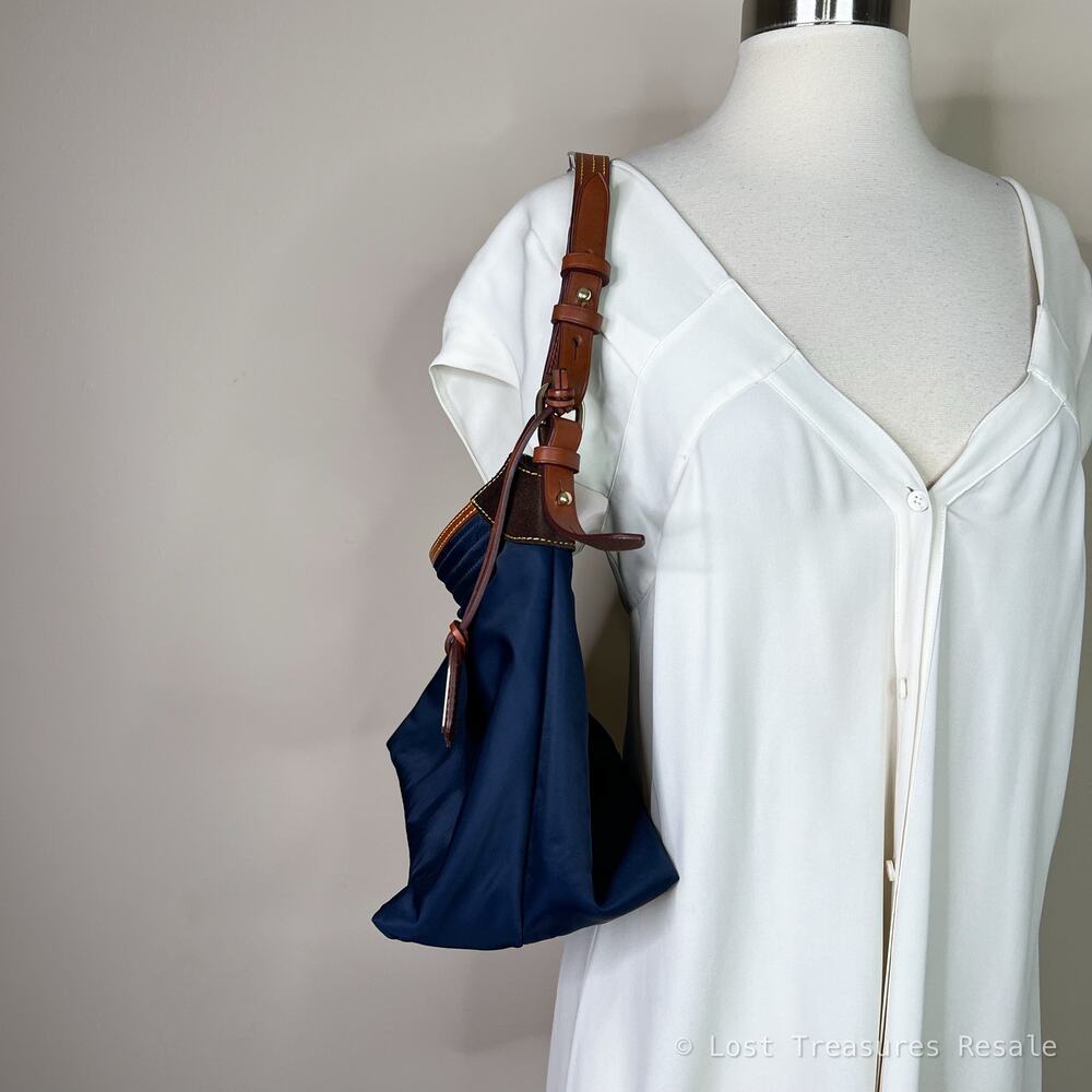 Dooney & Bourke | Erica Navy Blue Large Nylon Leather Trim Shoulder Bag Purse - Picture 3 of 7